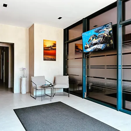 公寓 Center Pearl 2br Wifi Easy-check-in