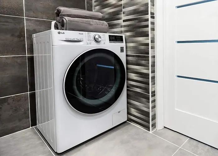 Center Pearl 2br Wifi Easy-check-in *